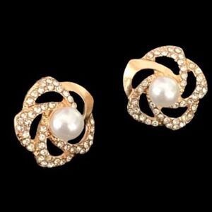 Luxury Camellia Flower with Crystal & Faux Pearl Rose Vintage Stud Earrings NEW